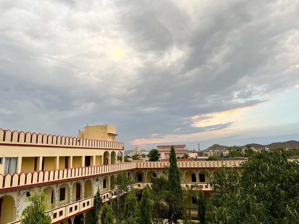 Hotel Pushkar Heritage Exterior foto